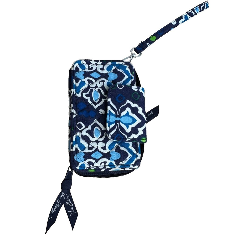 Vera Bradley Zip Around Wristlet Wallet Blue Geometric Print ID Window
